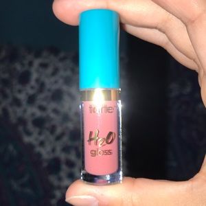 Mini tarte unused lip gloss.